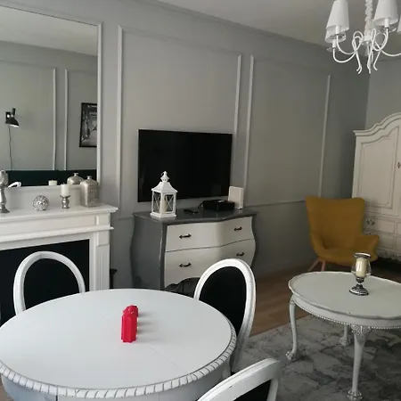 Quality Apartments-apartament Elegance-old Town Apartamento